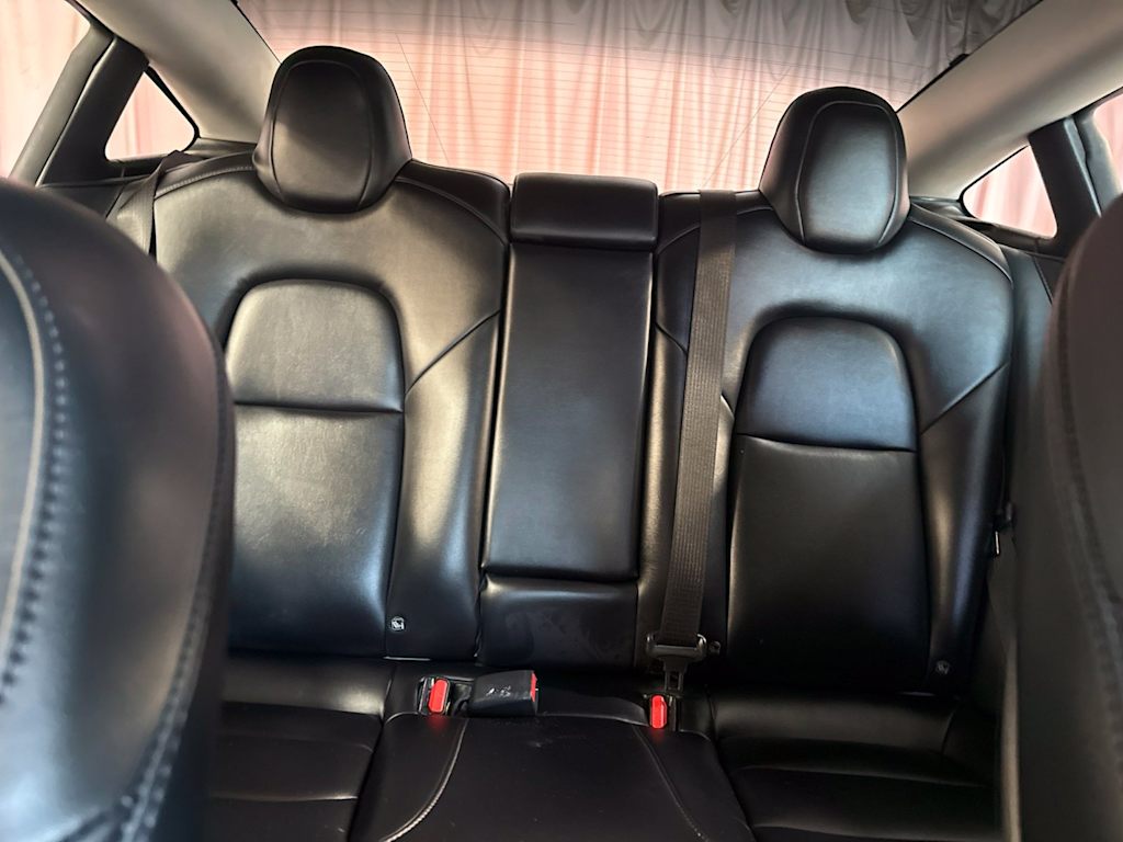 Thumbnail: 2023 Tesla Model 3 - 22