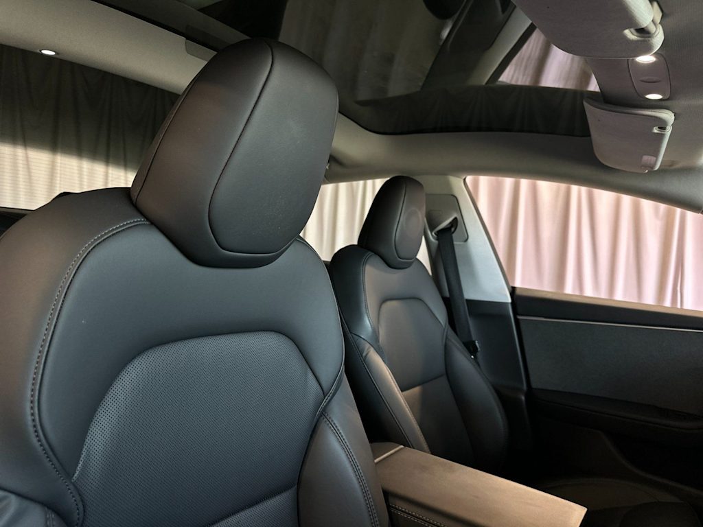 Thumbnail: 2025 Tesla Model 3 - 10