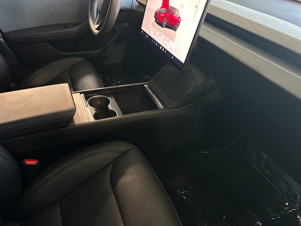 Thumbnail: 2025 Tesla Model 3 - 23