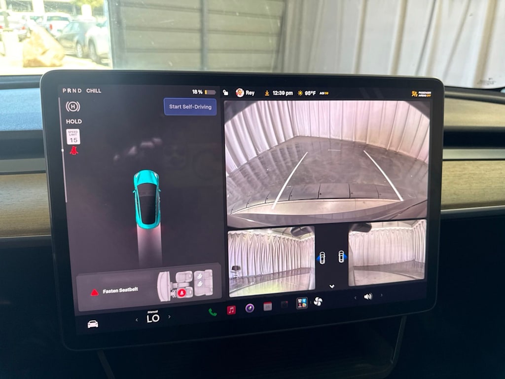 Thumbnail: 2022 Tesla Model 3 - 11