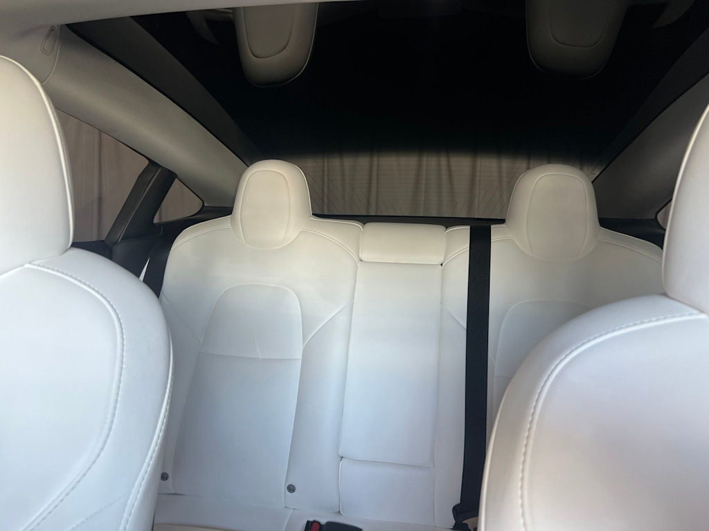 Thumbnail: 2022 Tesla Model 3 - 22