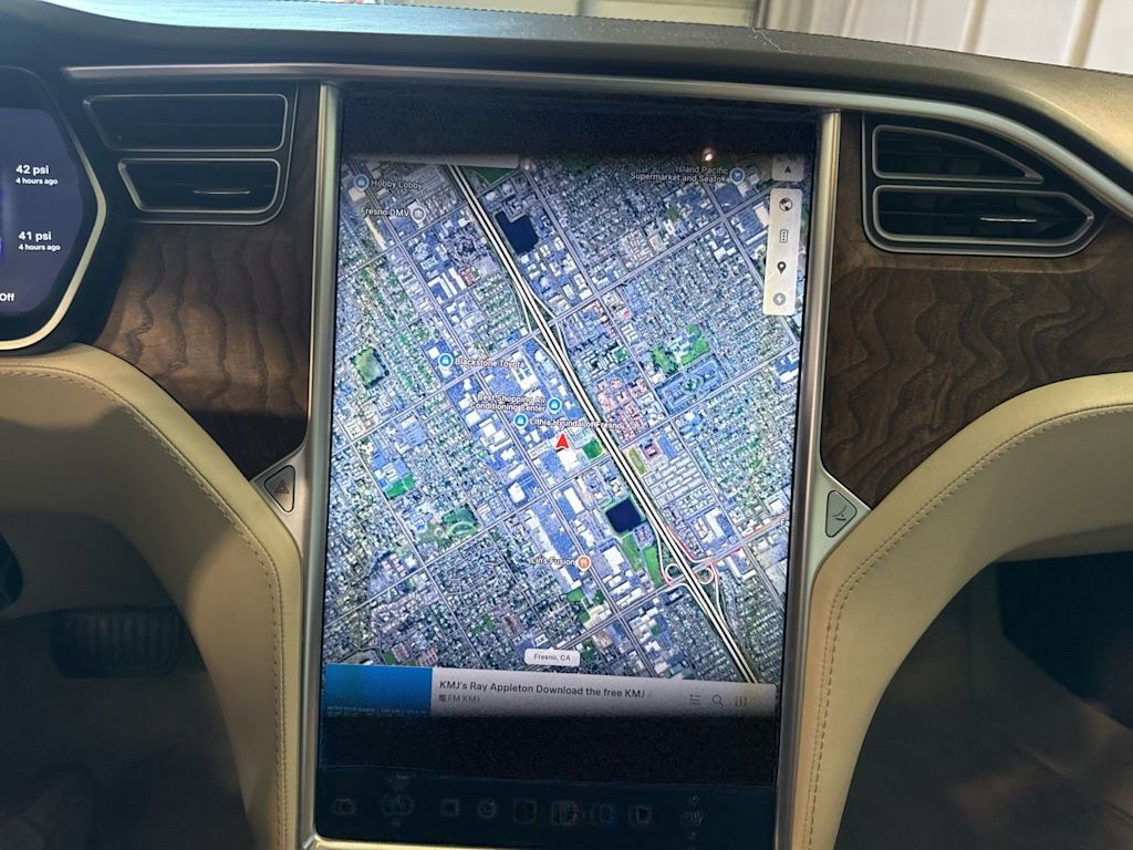 Thumbnail: 2018 Tesla Model S - 24