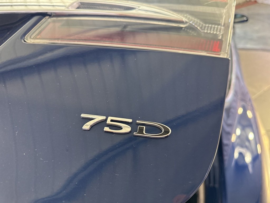 Thumbnail: 2018 Tesla Model S - 20