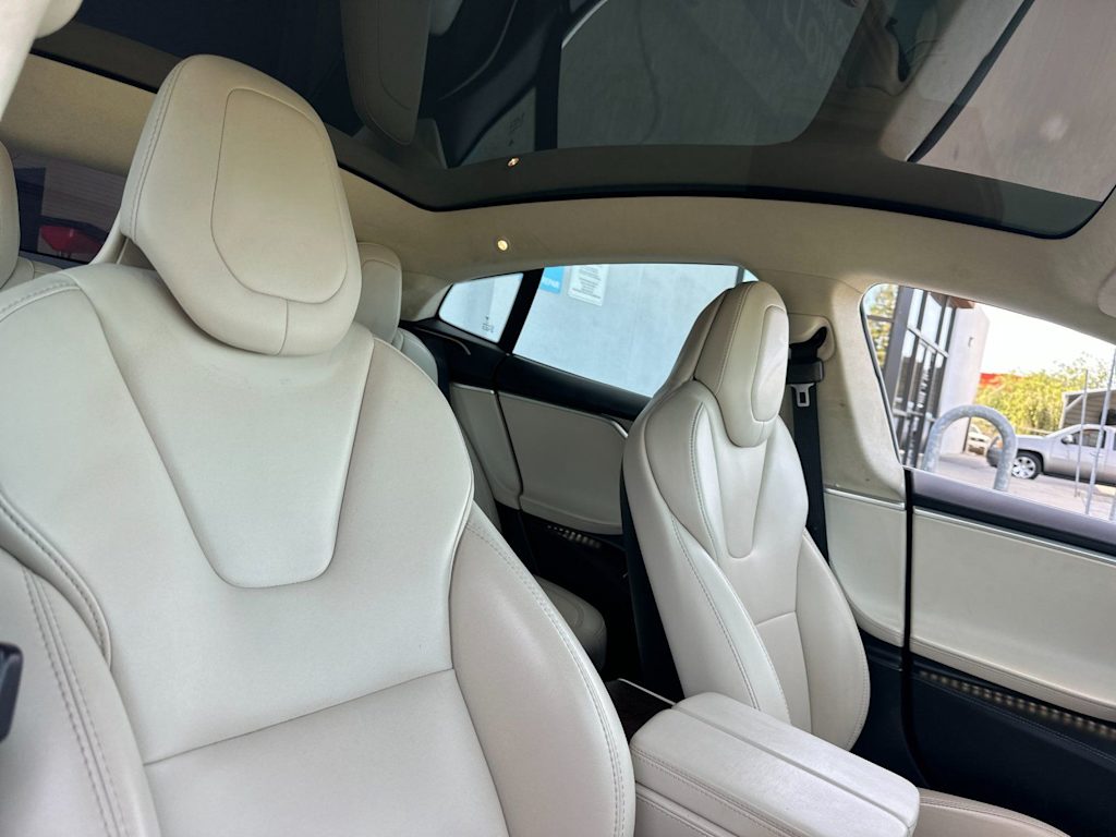 Thumbnail: 2018 Tesla Model S - 11