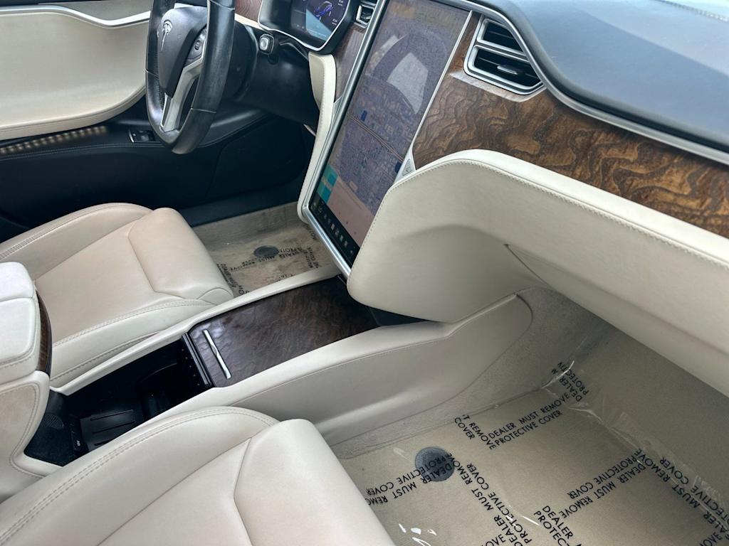 Thumbnail: 2018 Tesla Model S - 10