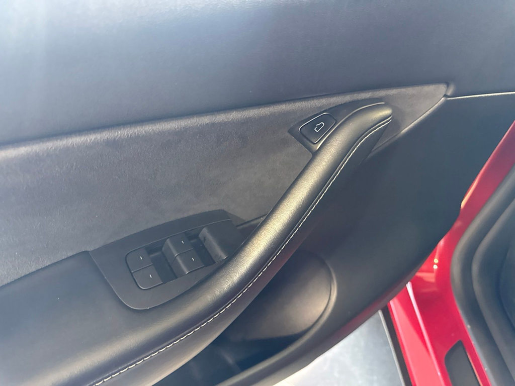 Thumbnail: 2021 Tesla Model Y - 20