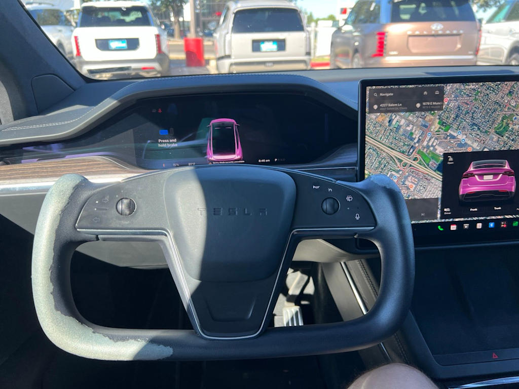 Thumbnail: 2022 Tesla Model X - 18