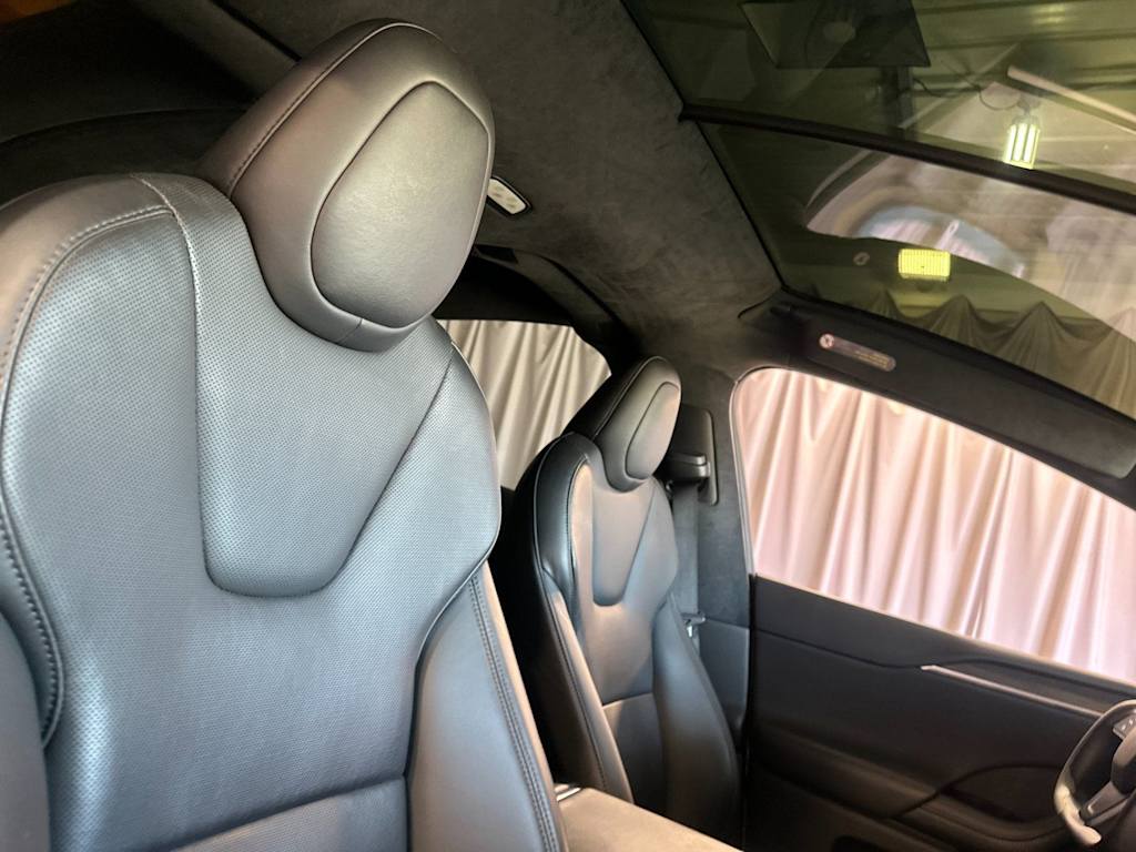 Thumbnail: 2022 Tesla Model X - 14