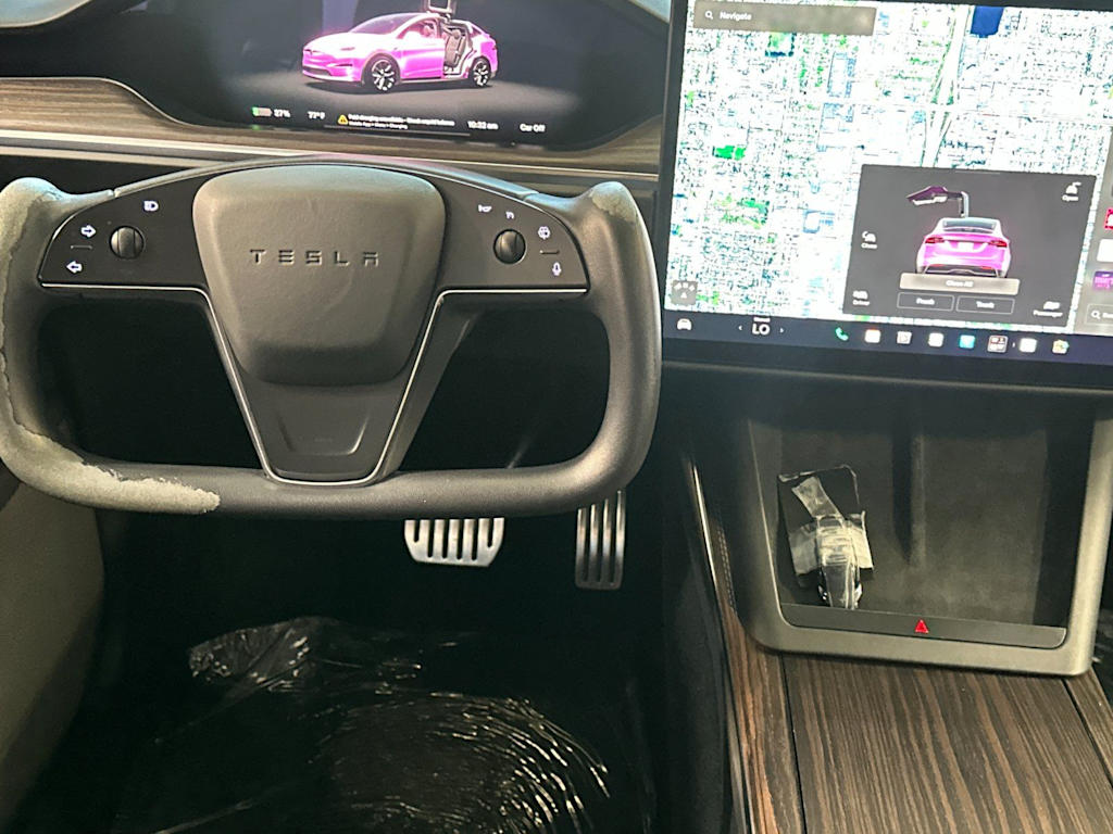 Thumbnail: 2022 Tesla Model X - 9