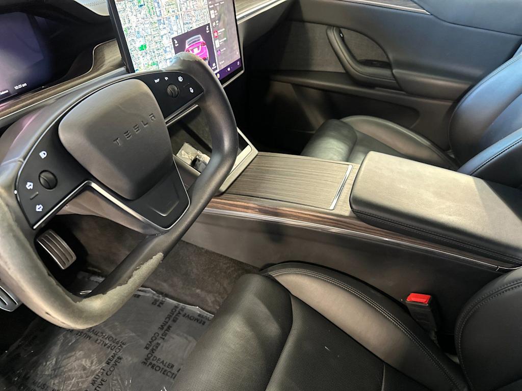 Thumbnail: 2022 Tesla Model X - 10