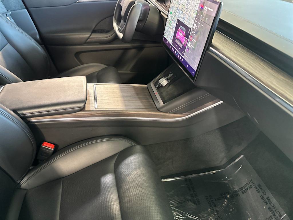 Thumbnail: 2022 Tesla Model X - 11