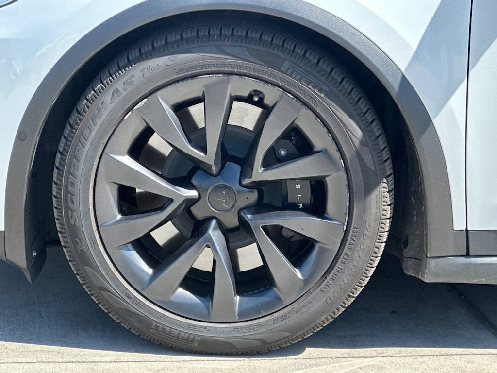 Thumbnail: 2022 Tesla Model X - 8