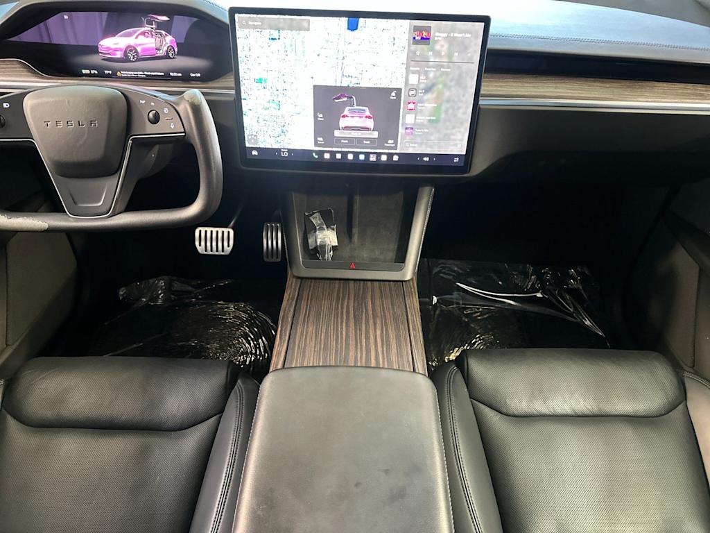 Thumbnail: 2022 Tesla Model X - 2