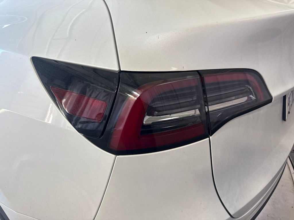 Thumbnail: 2023 Tesla Model Y - 18