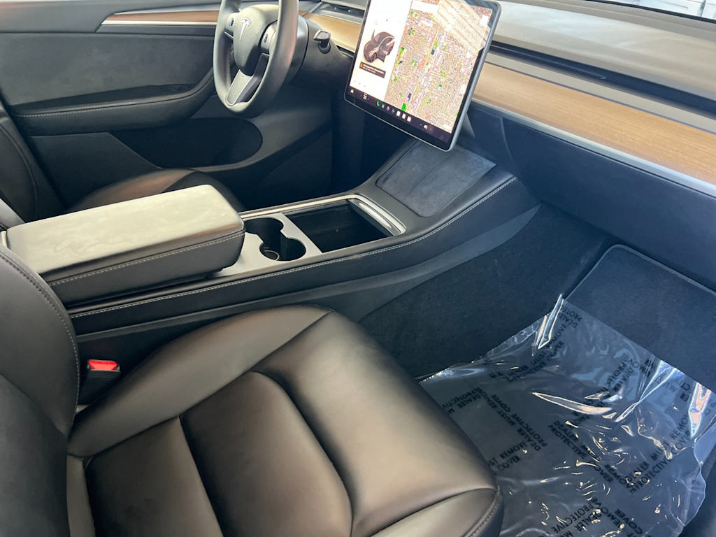 Thumbnail: 2023 Tesla Model Y - 11