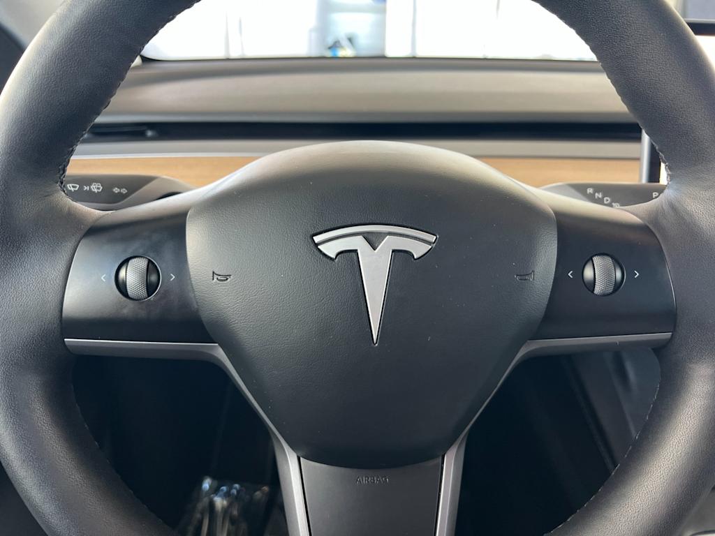 Thumbnail: 2023 Tesla Model Y - 27