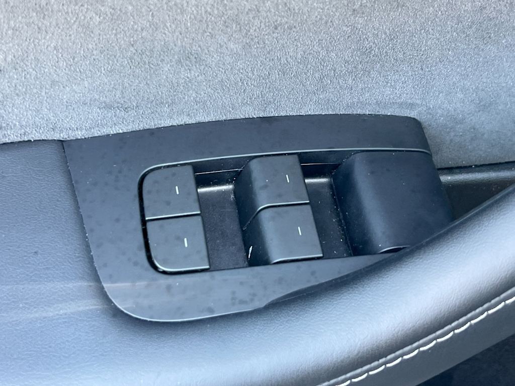 2024 Tesla Model Y Long Range 21