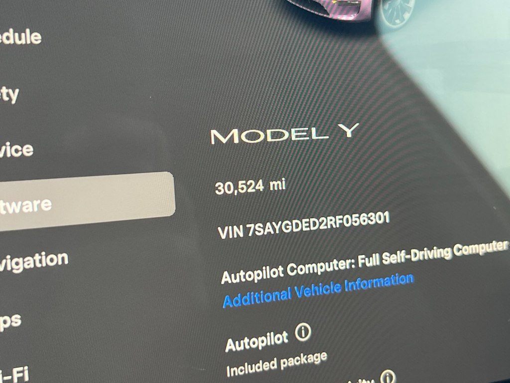 2024 Tesla Model Y Long Range 14