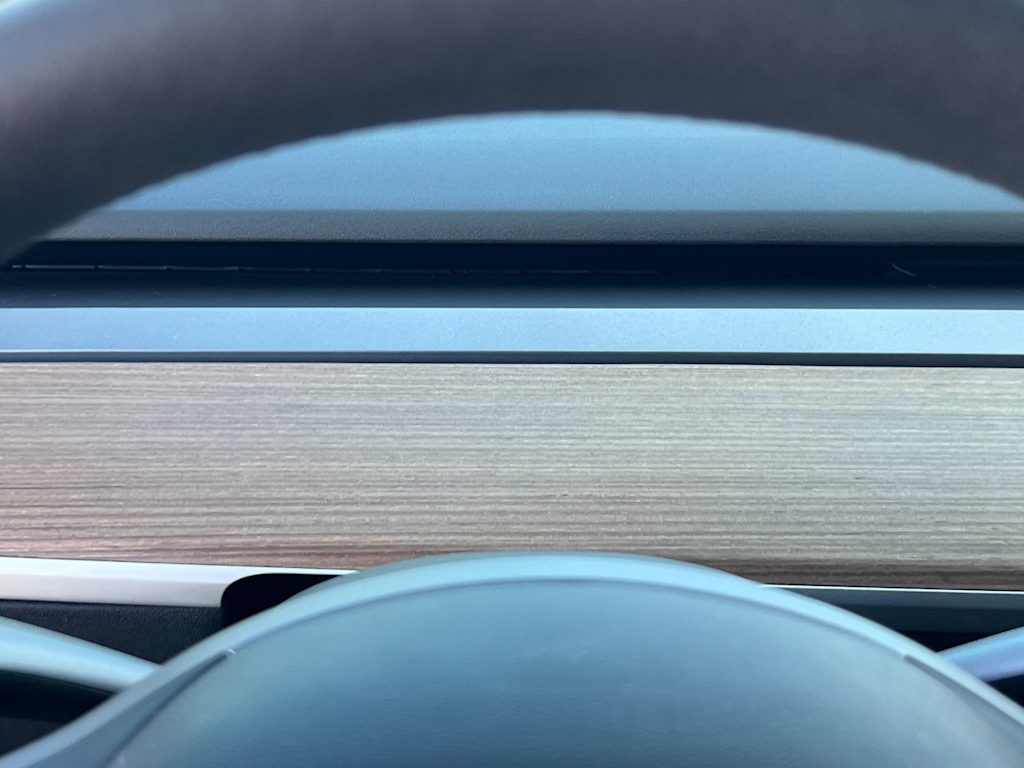 2024 Tesla Model Y Long Range 28