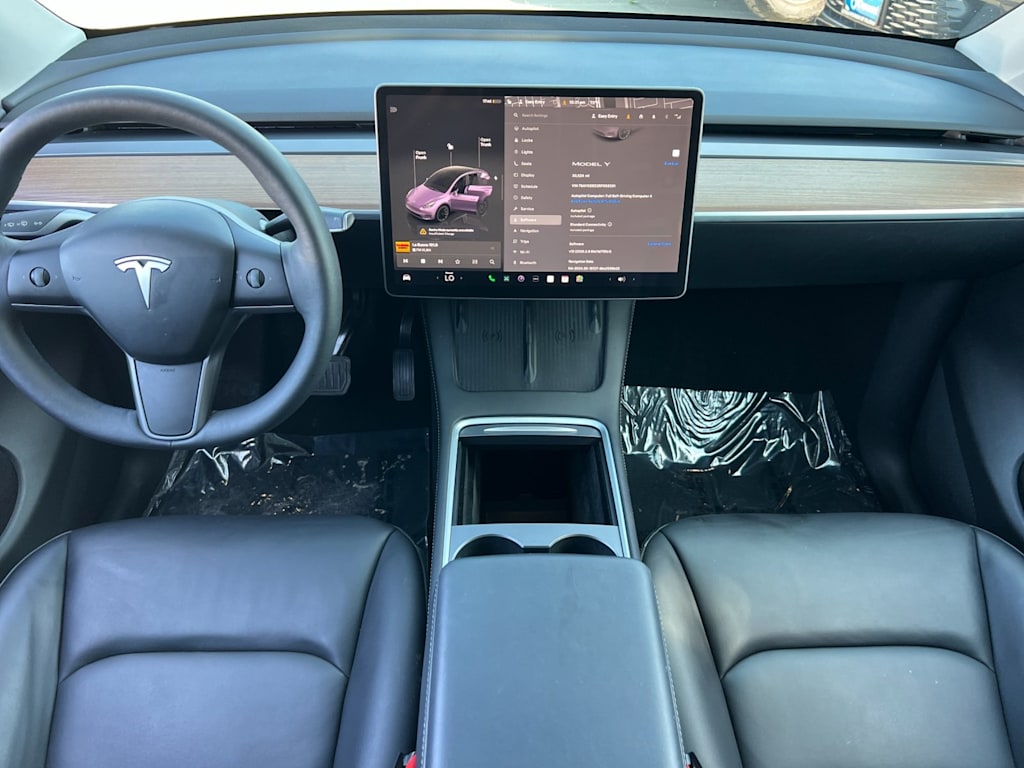 2024 Tesla Model Y Long Range 2