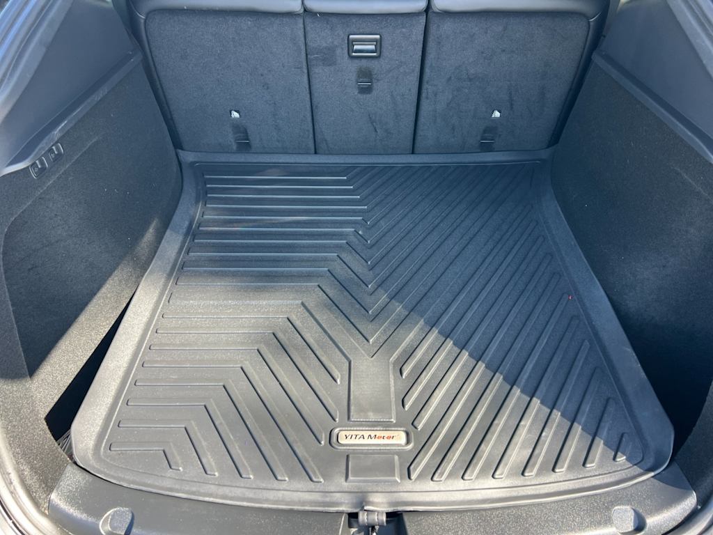 2024 Tesla Model Y Long Range 15