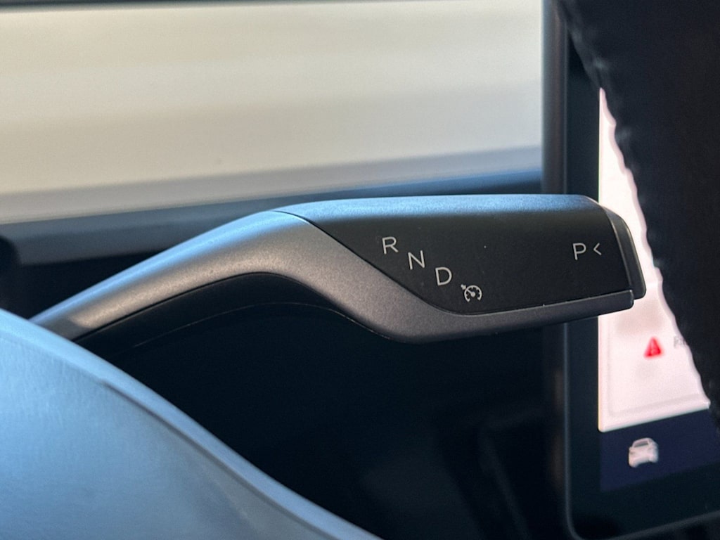 Thumbnail: 2023 Tesla Model Y - 25
