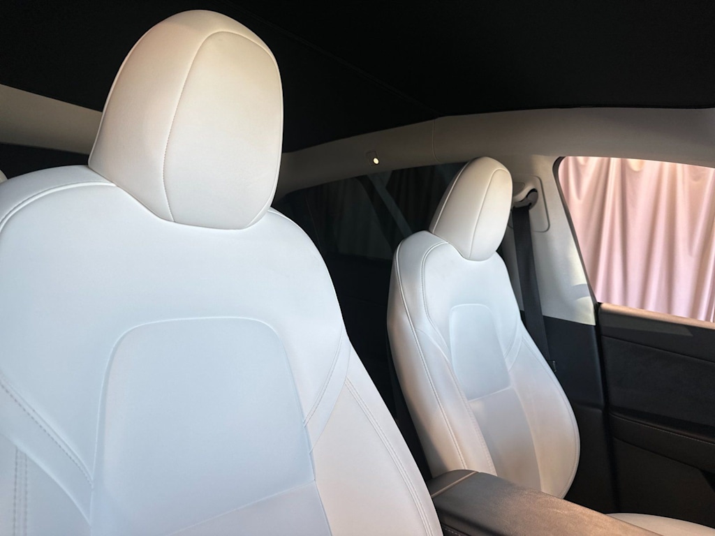 Thumbnail: 2023 Tesla Model Y - 11