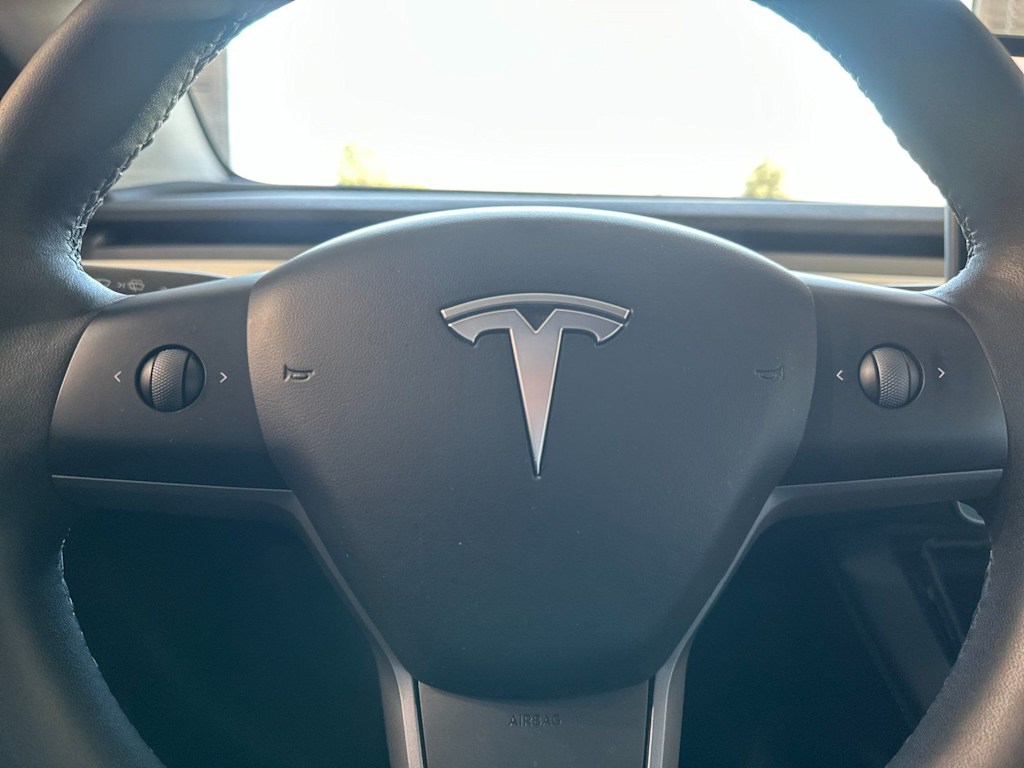 Thumbnail: 2023 Tesla Model Y - 26