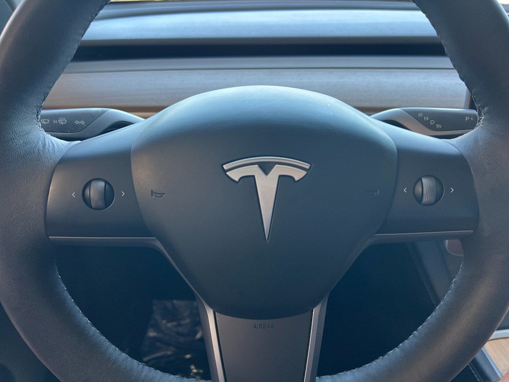Thumbnail: 2022 Tesla Model Y - 26