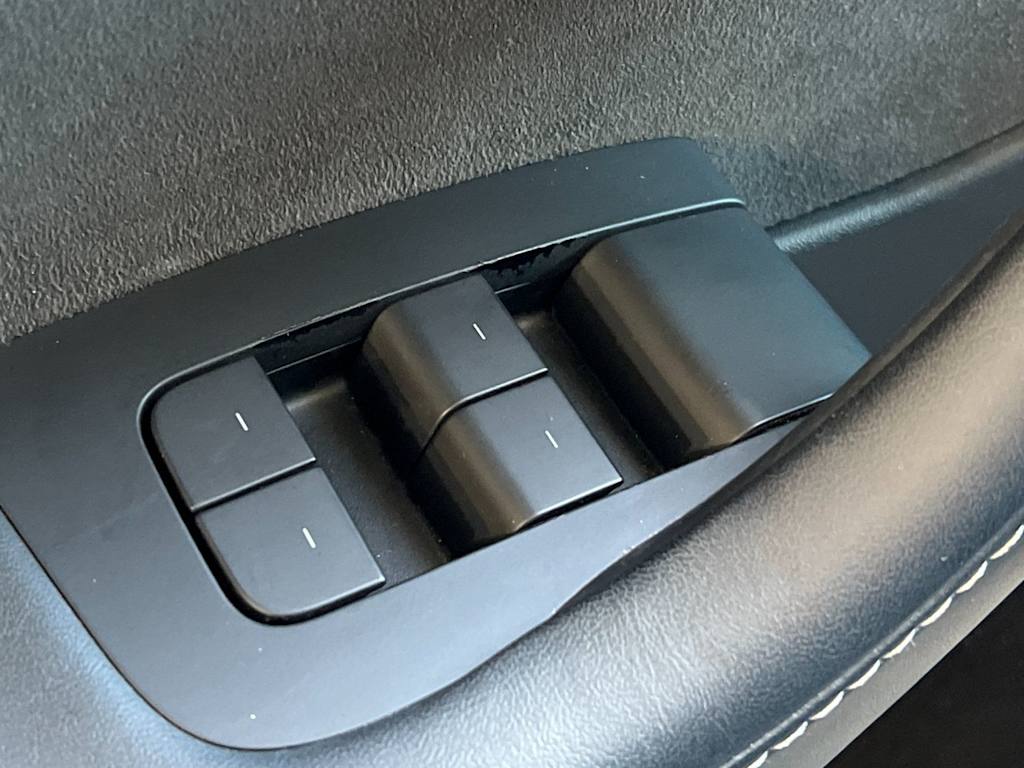 Thumbnail: 2022 Tesla Model Y - 22