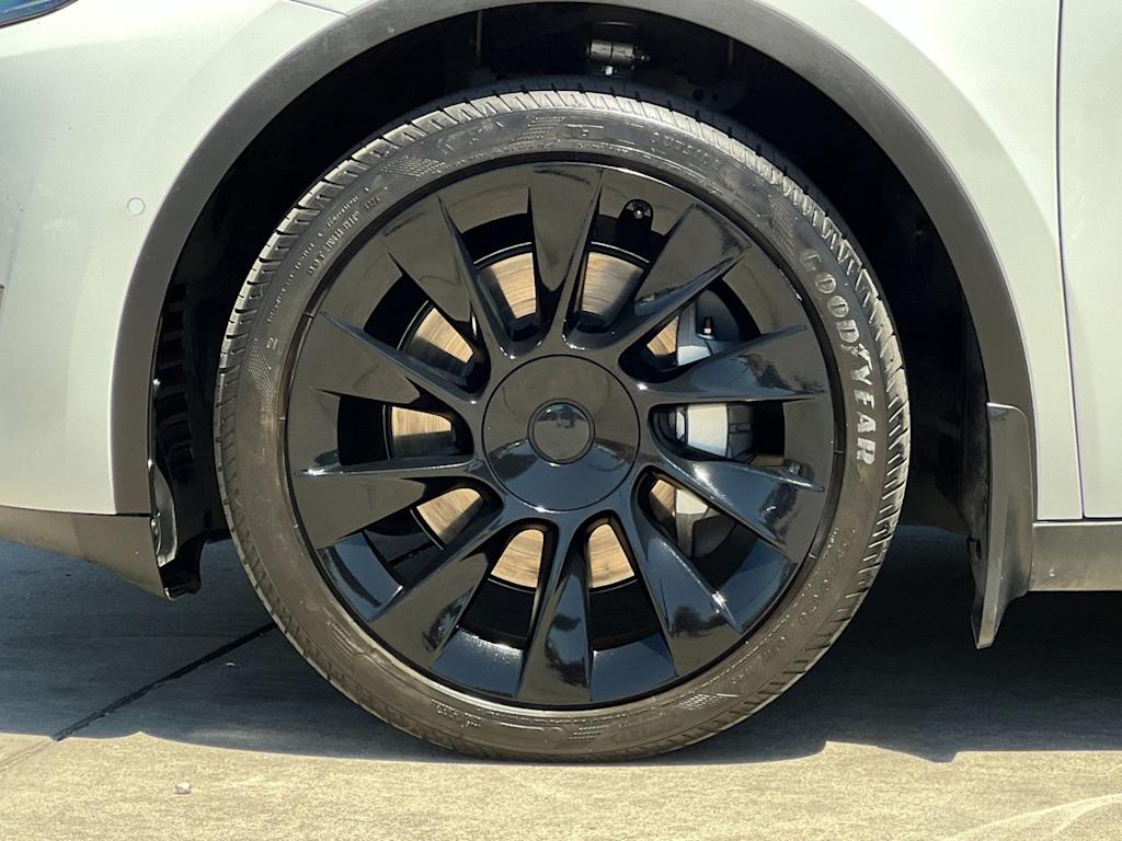 Thumbnail: 2022 Tesla Model Y - 8