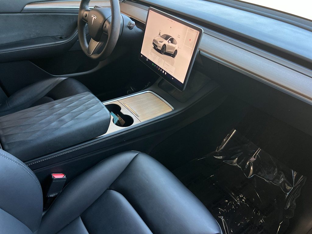 Thumbnail: 2022 Tesla Model Y - 12