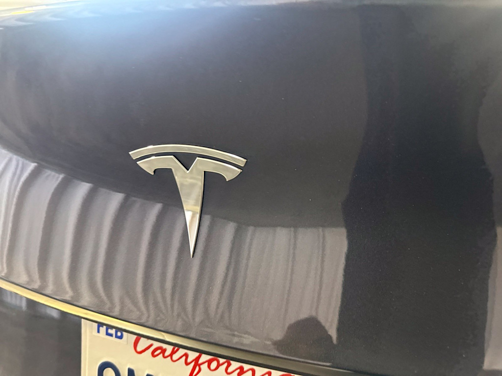Thumbnail: 2023 Tesla Model Y - 6