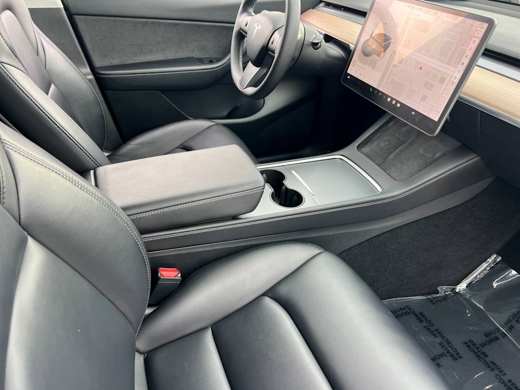 Thumbnail: 2022 Tesla Model Y - 11