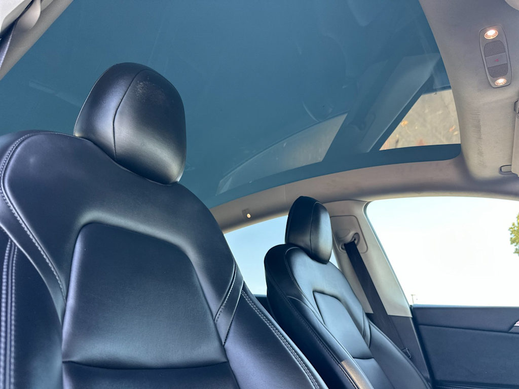 Thumbnail: 2023 Tesla Model Y - 23