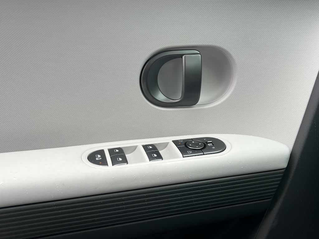 Thumbnail: 2025 Hyundai Ioniq 5 - 6