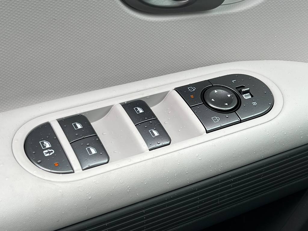 Thumbnail: 2025 Hyundai Ioniq 5 - 19