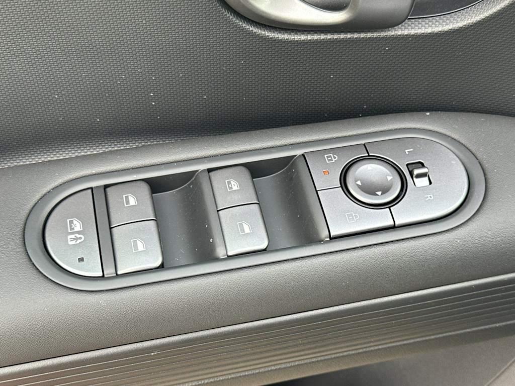 Thumbnail: 2026 Hyundai Ioniq 5 - 20