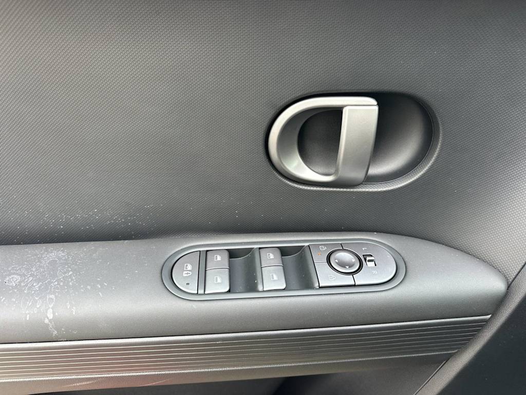 Thumbnail: 2026 Hyundai Ioniq 5 - 19