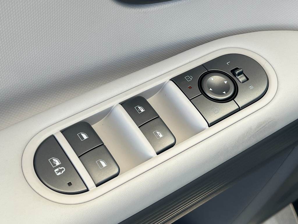 Thumbnail: 2026 Hyundai Ioniq 5 - 20
