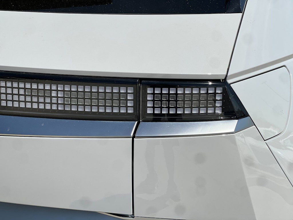 Thumbnail: 2026 Hyundai Ioniq 5 - 30