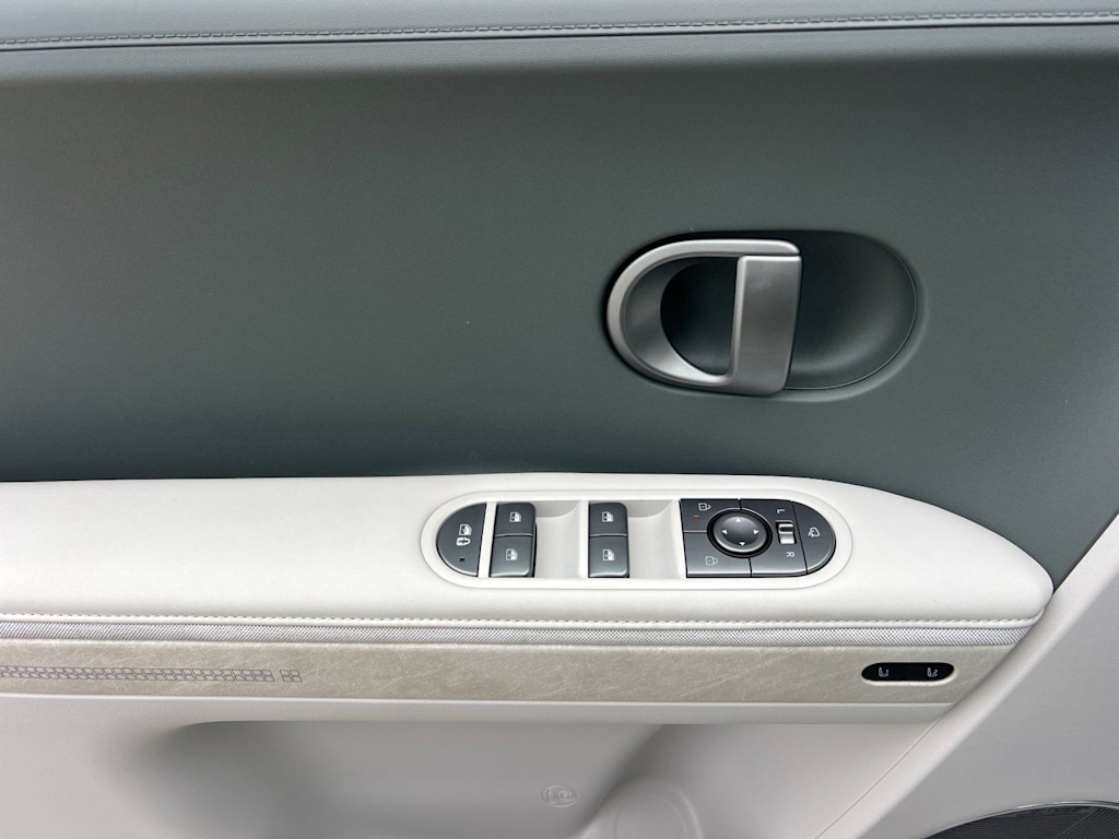 Thumbnail: 2026 Hyundai Ioniq 5 - 20