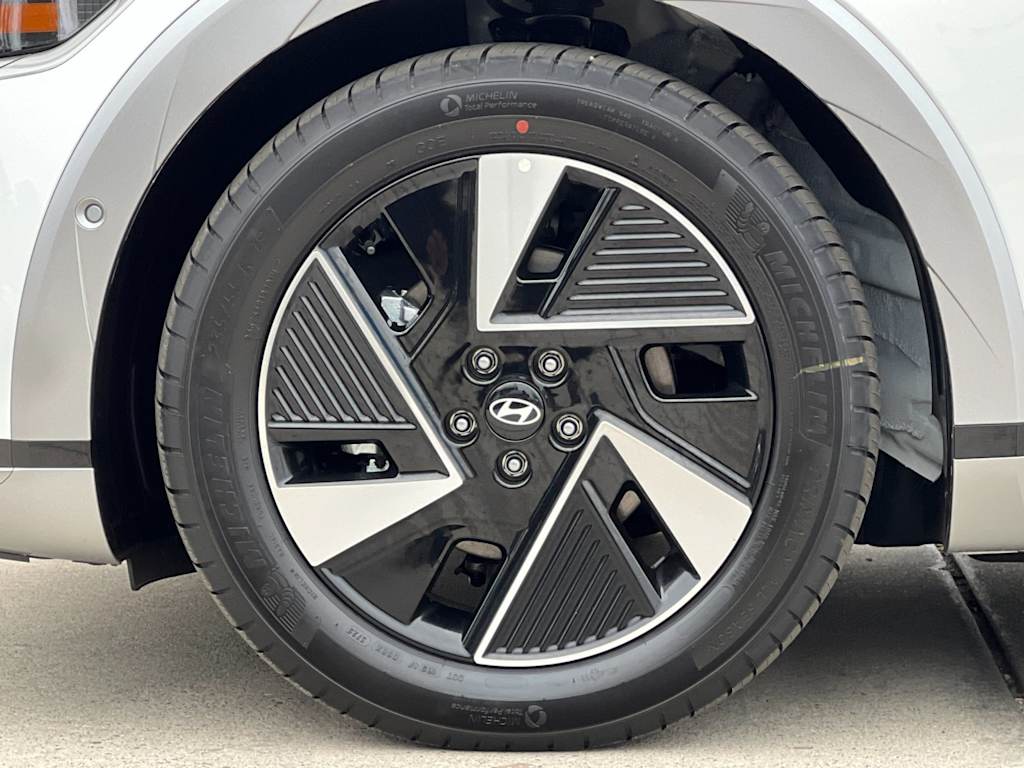 Thumbnail: 2026 Hyundai Ioniq 5 - 8