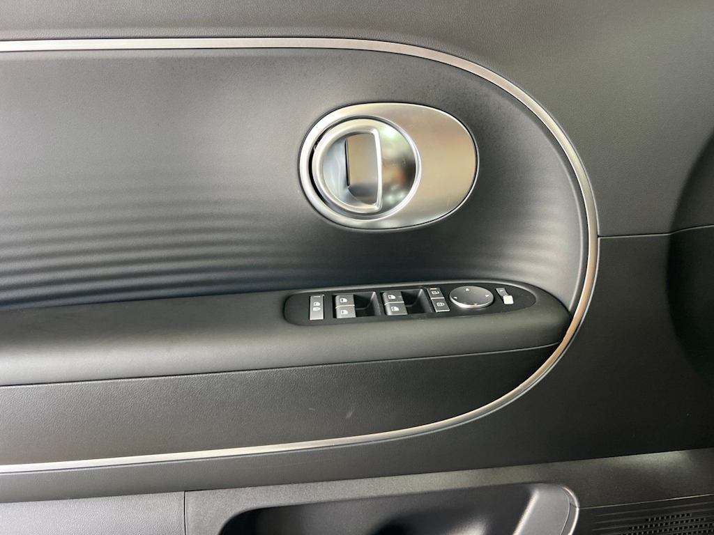 2026 Hyundai IONIQ 9 SE - Photo 20
