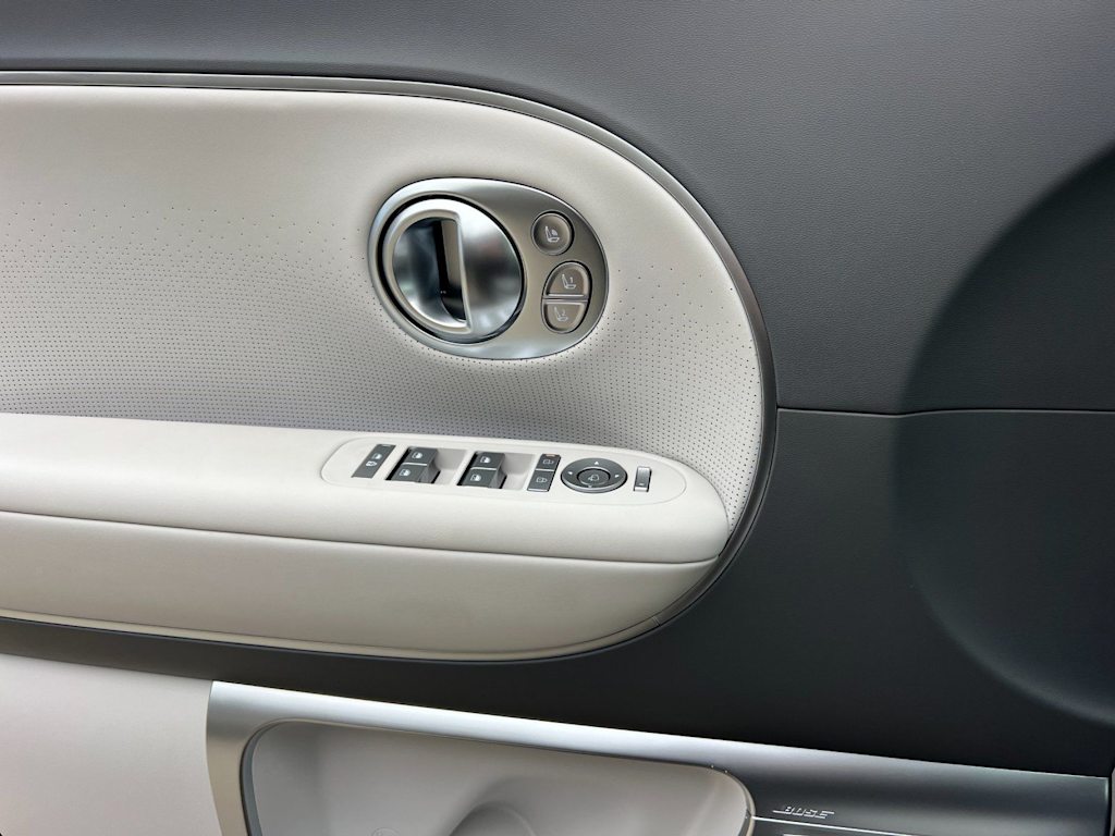 Thumbnail: 2026 Hyundai Ioniq - 7