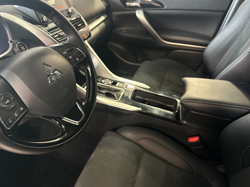 Thumbnail: 2026 Mitsubishi Eclipse Cross - 9