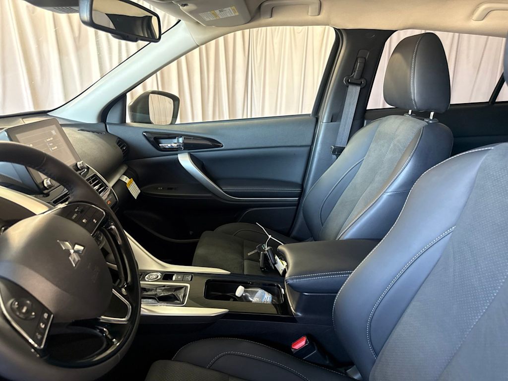 Thumbnail: 2026 Mitsubishi Eclipse Cross - 11
