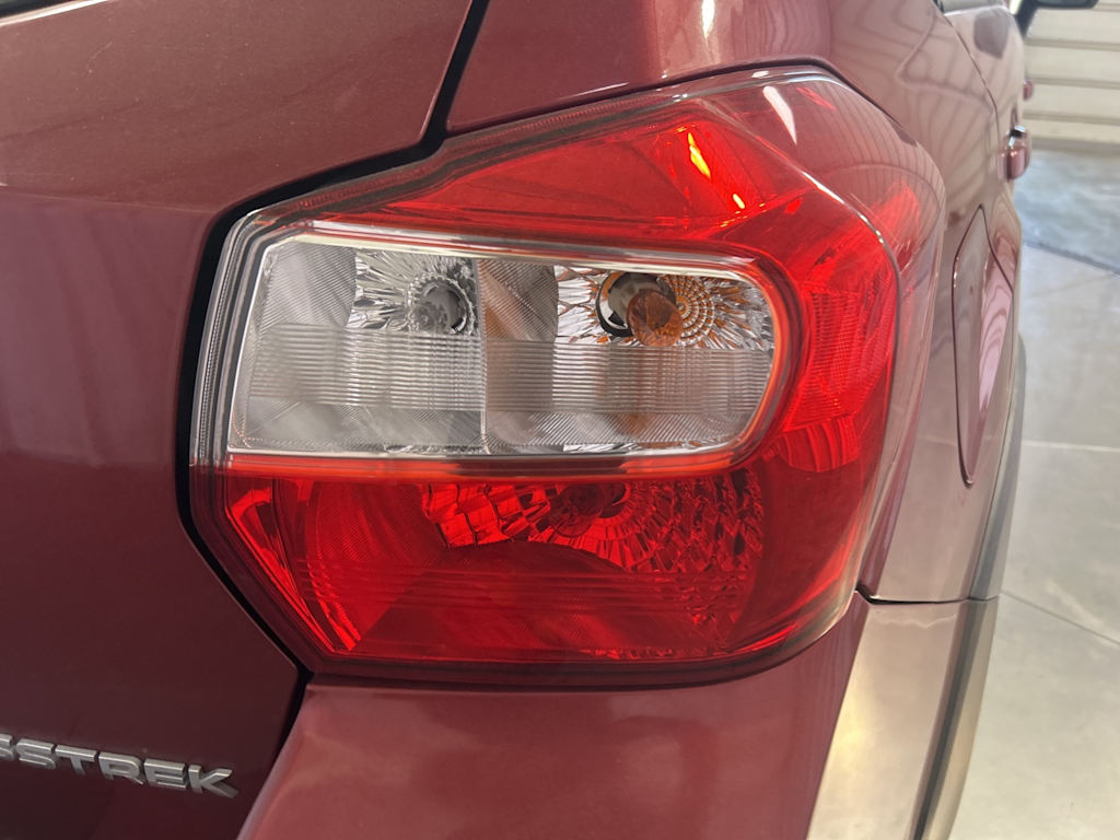 Thumbnail: 2016 Subaru Crosstrek - 17
