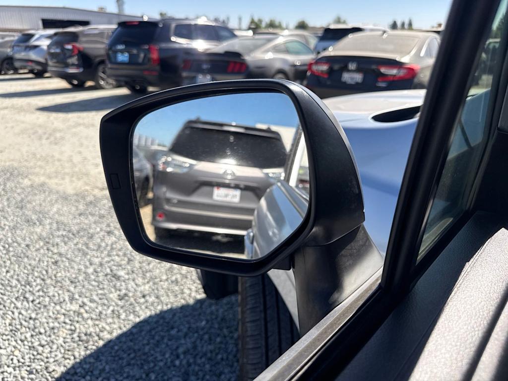 Thumbnail: 2017 Subaru Forester - 21