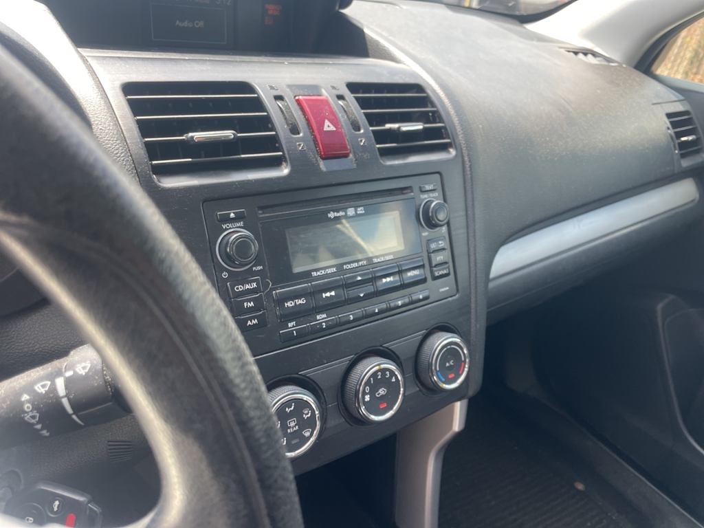 2015 Subaru Forester Premium 10